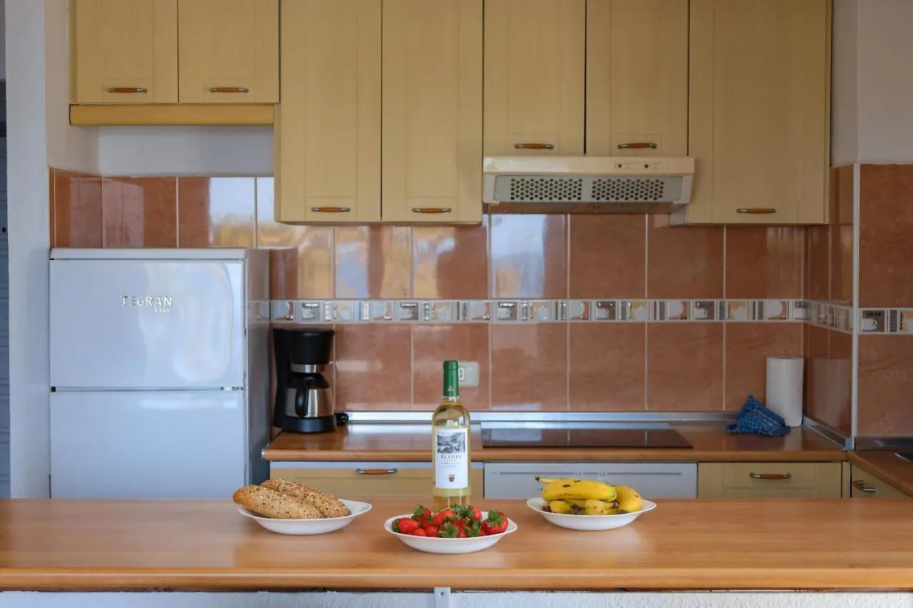 Esmeralda Front Sea Free Wifi Apartment Callao Salvaje Spain
